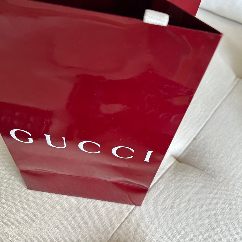 New GUCCI  burgundy  color  shopping  bag